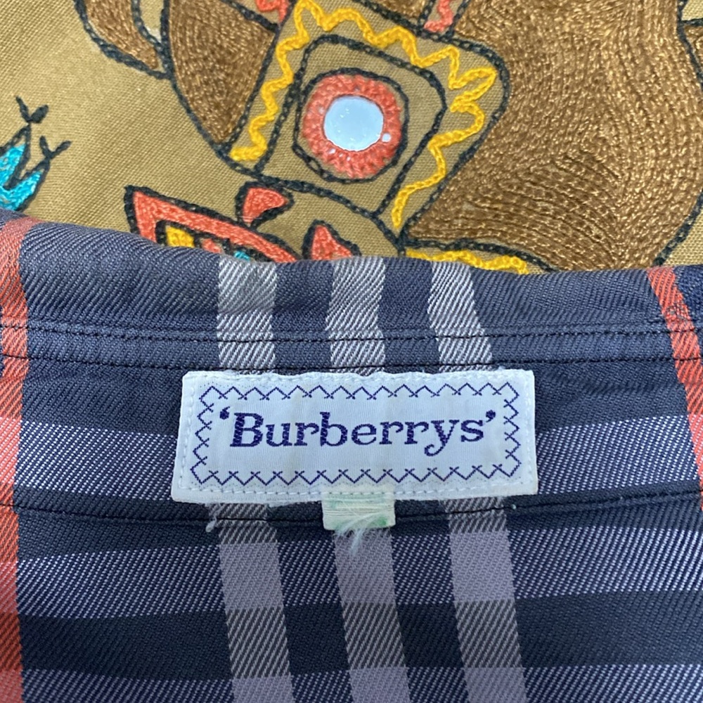 Burberry - Picture 4 of 5
